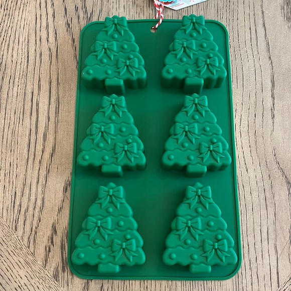 Christmas Tree Silicone Baking Cake Mold Bakeware Holiday Craft Cookies New - Picture 1 of 3